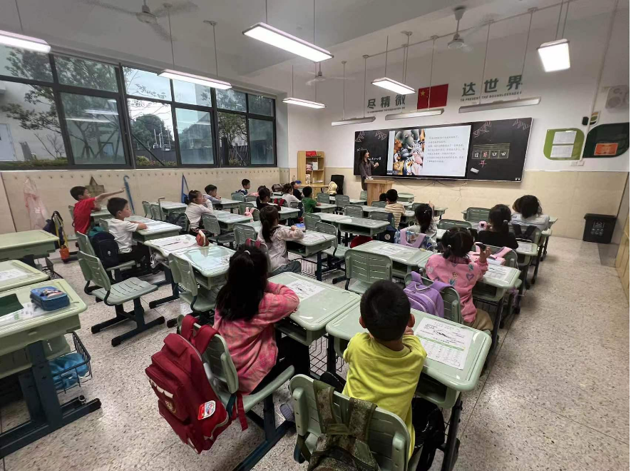 歐帝科技持續技術創新  智慧黑板成數字課堂核心驅動器